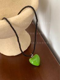 Choker LONDANY NecklaceQ Black And Green Paired With Love Handmade Beaded Necklace Beautiful Three-dimensional Pendant