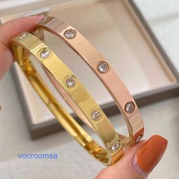 Trend fashion versatile jewelry good nice Car tires's Bracelet Jewelry Live Studio Full of Diamond Premium Hand With Original Box