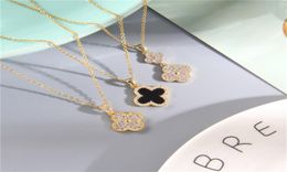 Luxury Designer Double Letter Pendant Necklaces 18K Gold Plated Crysatl Pearl Rhinestone Sweater Necklace for Women Wedding Party 3112227