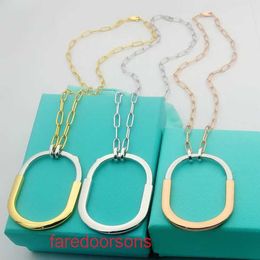 Tifannissm necklace chain heart necklaces Jewellery pendants shaped lock ring buckle oval half diamond exaggerated and versatile