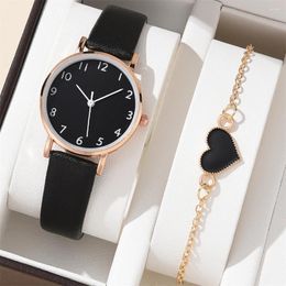 Wristwatches Women's Watch Bracelet Fashion Casual Leather Belt Watches For Women Simple Ladies Round Dial Quartz Set Gift