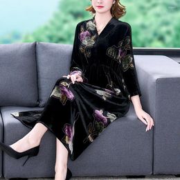 Casual Dresses 2024 Fashion Silk Velvet Dress Women's Autumn And Winter Versatile Printed French Loose Fit Vacation Vestidos