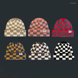 Berets Fashion Beanie Hat Women Men Skullies Beanies Plaid Knitted Unisex Skull Cap Fitted Hats Casquette Bonnet Casual Versatile