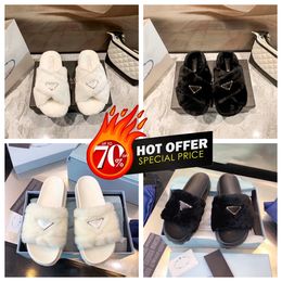 Luxury P Women with box Designer fur slippers Sandals Flat Slides Flip Flops Triangle leather Outdoor Shoes Beachwear Slippers Black White summer shoes