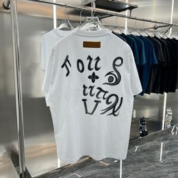 Koszule męskie designerka T-koszulka bawełniana okrągła szyja drukarnia Szybkie suszenie antysrinkle mężczyzn wiosna lato High Loose Trend krótki rękaw męski ubranie S-xxl