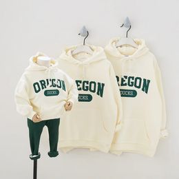 Family Clothes Autumn Father Mother and Kids Sweatshirts Baby Cartoon Children's Hoodies Matching Family Outfits 231229