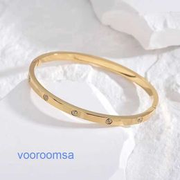 Bangle Car tires's bracelet Gold Smooth Face Titanium Steel Buckle Bracelet Card Home Fashion Couple Non fading Women's Diamond Stainless With Original Box