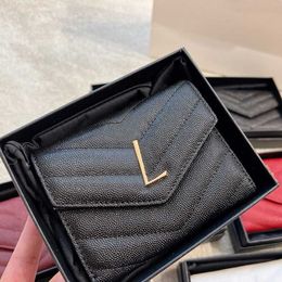 Short Square Wallet 8 Colors Fashion Women Wallets Clutch Purses Small Card Holder Metal Letter V Stitching Caviar Leather Design Buckle