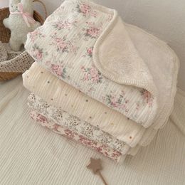 Winter Ins s born Korea Velvet Blanket Floral Muslin Cotton Blanket born Blanket Set Mother Kid 231229