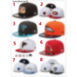 Newest Men's Foot Ball Fitted Hats Fashion Hip Hop Sport on Field Football Full Closed Design Caps Cheap Women's Cap Mix H19-6.14''gg''KLCZ