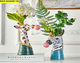 BAO GUANG TA Resin Animal Head Vase FlowerPot Bubble Gum Room Decoration Simulation Zebra Panda Deer Creative Crafts Decor 2106107444304