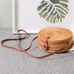 Bali Vintage Handmade Crossbody Leather Bag Round Beach Bag Girls Circle Rattan Bag Small Bohemian Shoulder Bag Women 240102