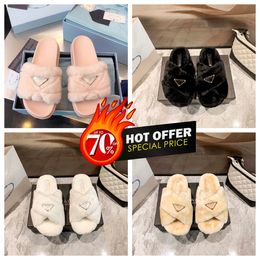 Luxury P Women with box Designer fur slippers Sandals Flat Slides Flip Flops Triangle leather Outdoor Shoes Beachwear Slippers Black White shoes