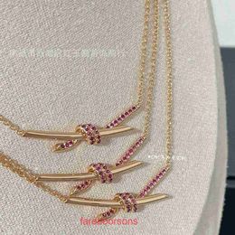 Tifannissm necklace Titanium Steel T Classic for women V Gold High Version Knot Pink Diamond Necklace Women 18K Rose Cross Bow Pendant with