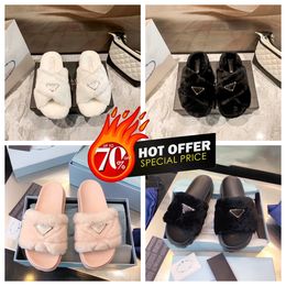 Women with box Designer fur slippers Sandals Flat Slides Flip Flops Triangle leather Outdoor Loafers Shoes Beachwear Black White summer shoes