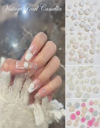 30pcsbag Nail Art Glitter Flower Shapes Mix size Sequins Acrylic Tips Shinny Nails Art Accessories Decorations6488786