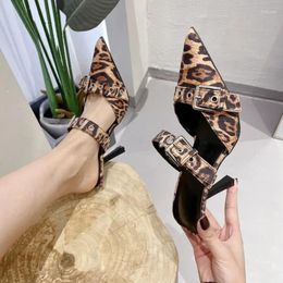 Slippers Belt Buckle Design Women Mules 2024 Summer Women's Closed Toe Large Size Fashionable Leopard Print High Heel Slides