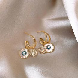 Dangle Earrings Korean Exquisite White Shell For Women Sparkling Crystal Asymmetrical Drop Girl Fashion Party Jewelry
