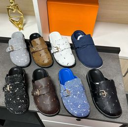 Cosy Flat Comfort Clog Sandals Designer Slides Women Men Fur Leather Mules Slippers Fashion Winter Warm Plush 888
