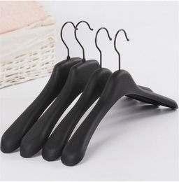 Jetdio Black Thick Wide Shoulder Plastic Clothes Hanger for Coats Jacket and Fur 10 Pieces Lot T2002117521572