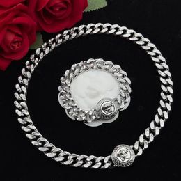 Luxury Brand Cuban Chain Charm Bracelets Necklaces Silver Retro Vintage Head Designer Miami Link Bangle Bracelet Necklace Jewellery for Men Women