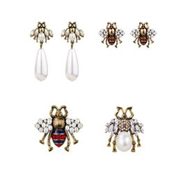 Women Brand Fashion Cute crystal bees stud earrings female vintage pearl earrings enamel animal jewelry wedding brincos accessorie3386940