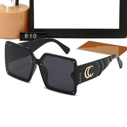 Designer-Sonnenbrille für Damen, Herren, Luxusbrille, beliebte Herren-Damen-Brille, Damen-Brillengestell, Vintage-Sonnenbrille aus Metall mit Box, sehr schön
