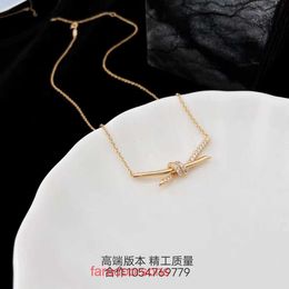 High Quality Tifannissm Stainless Steel Designer Necklace Jewellery S925 Sterling Silver Edition Knot Women's Versatile end V Gold Bow Goods