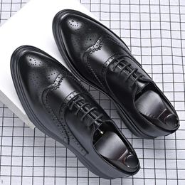 Italian Dress Mens Shoes Oxford Men Casual Luxury Designer Office Pointed Toe Black Corporate Wedding Shoes for Men 240102