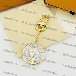 Designer Lousis Vouton keychain Lvjia Old Flower Leather Keychain Sunflower Letter Alloy Pendant Fashionable and Trendy a Truck Necklace Hanging Bag