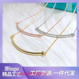 Pendant Necklace Tie Home Collar Chain Designer Jewellery Tifannissm T Family Smiling Smooth Diamond High Version V Gold Bow shaped Light