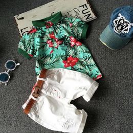 2 Stück Kleinkind Junge Baby Mode Anzug Blumen Poloshirt + weiße Shorts Anzug Baumwolle Sommeranzug