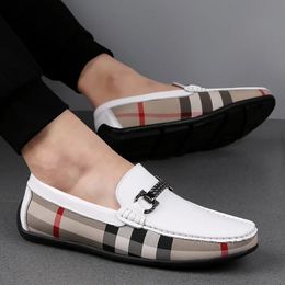 Spring and Summer Men's Leather Dress Shoes Stitching Fashion Moccasin Casual Loafers Oxford Men 240102