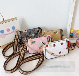 Fashion children metals chain handbags girls strawberry printed one-shoulder bag kids stripe straps crossbody bags Z6425