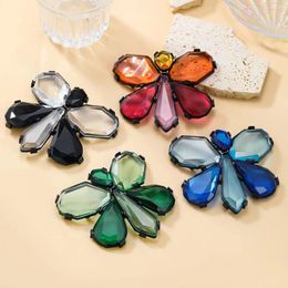 Brooches Z-style Woman Fashion Transparent Resin Butterfly Brooch