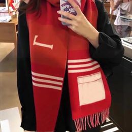 Scarves Luxury Designer Scarf Winter Scarfs Mens Scarves Red Cashmere Wool Long Shawl Echarpe Fashion Womens Pashmina Wrap Shawls Blanket