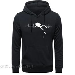 Scuba Dive Heart Beat Gift Diver Long Sleeve Camisa Streetwear s Mens Pure Premium Cotton Hoodies Sweatshirts 240103