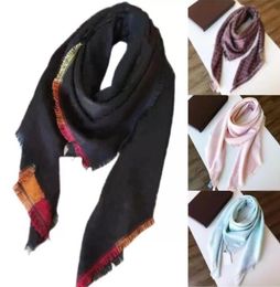 2021 Square Scarf Oversize Classic Cheque Shawls Scarves For Men and Women Designer Kerchiefs luxurys Gold silver thread plaid Shaw4247123
