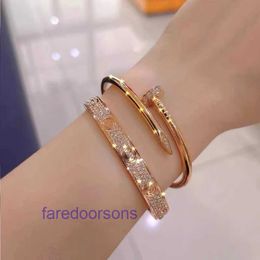 Designer Bangle Car tiress for women and men Same 18K Rose Gold Full Sky Star Bracelet with Micro Diamond V Nail Valentines Day Gift to Have Original Box