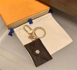 Designer Letter Wallet Keychain Keyring Fashion Mens Womens Purse Pendant Car Chain Charm Flower Mini Bag Trinket Gift Accessories9978248