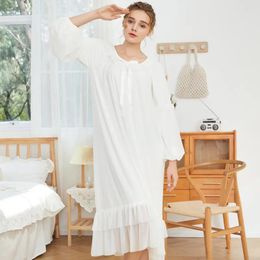 Women's Sleepwear Vintage Embroidery White Lace Long Nightgowns Retro Princess Sleeve Autumn Spring Holiday Dress