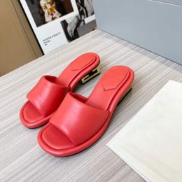 Famous Brand Sandals Baguette Metal Chunky Heel Pumps Italy Perfect Women Slingback Red Rubber Leather Designer Muller Half Tow Office Sandal Highs Heels Box EU 35-42