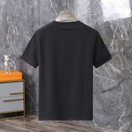 T-shirt da uomo Designer 2022 T-shirt di moda per uomo Abbigliamento Nero Bianco T-shirt manica corta da donna Casual Hip Hop Streetwear Magliette 88E