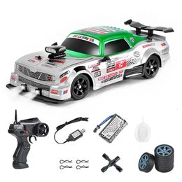 AE86 1 16 Racing Drift CAR with Remote Control Toys RC Car HighSpeed Race Spray 4WD 24G Electric Sports Vehicle Gifts 240103