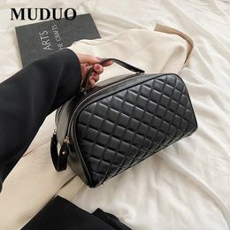 MUDUO High Quality Grid Makeup bag Leather Cosmetic Bag Women Large Travel Storage Bag Double Zipper Black Toiletry Designer Bag 240102