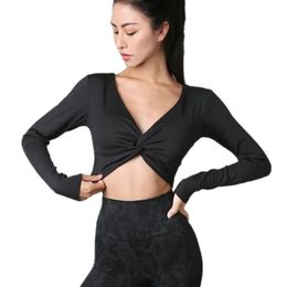 Shirts Sexy V Neck Sports Top Yoga Shirts Women Long Sleeve Workout Fiess Crop Top with Chest Pad Front Kinke Cutout Running Tees