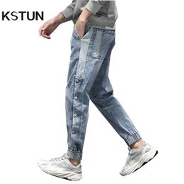 Harem Jeans Men Oversized Joggers Pants Stretch Light Blue Side Rivets Loose Fit Tapered Streetwear Patchwork Trendy 240102