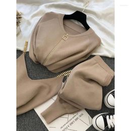Women's Two Piece Pants Autumn Sweet Temperament Chain Tank Top Knitted Coat Small Foot Elastic Three Set Korean Fashion Sexy Sets N528