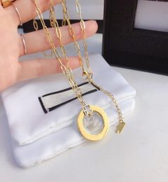 2021 luxury designer Jewellery women necklace gold lock pendant designers for men elegant silver chain necklace and earrings bracele5847201
