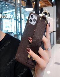 Top Fashion Paris Show Designer Phone Cases for iphone 13 13pro 12 12pro 11 pro max XS XR Xsmax 8plus High Quality Leather Wristba8817458